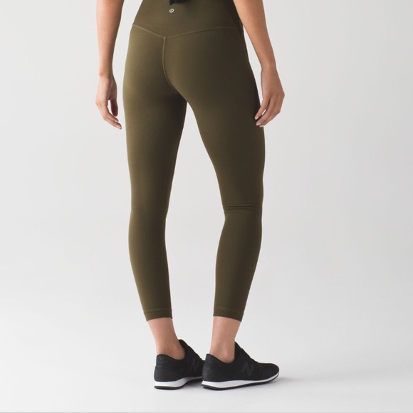 ❤️not for sale❤️ in search of lululemons! - Picture 5 of 5